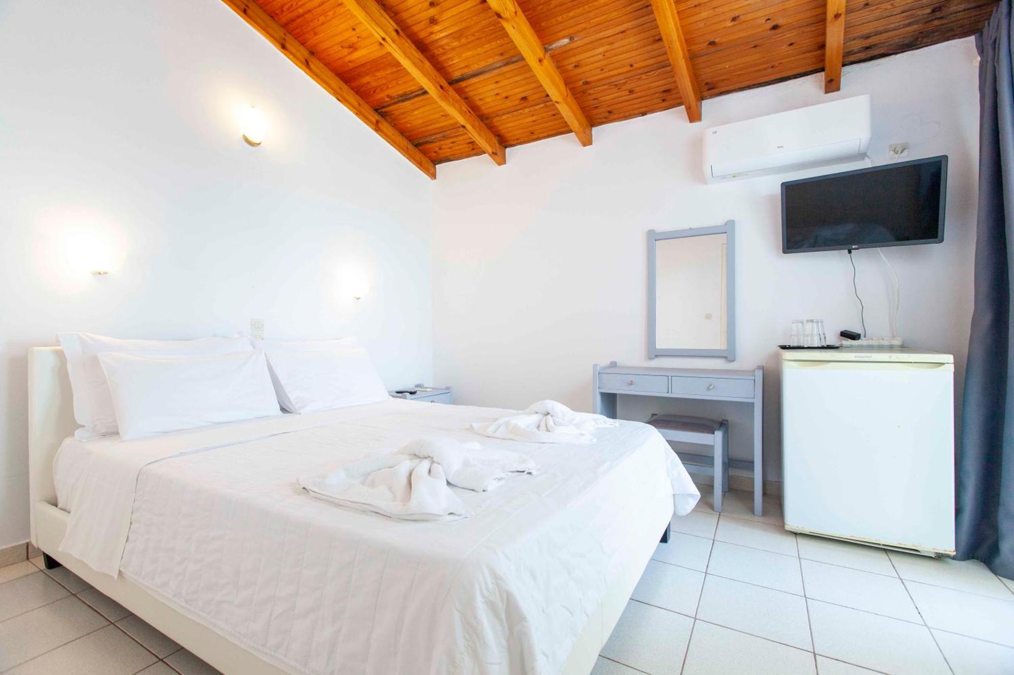 Kontogoni Rooms Елафонисос Екстериор снимка